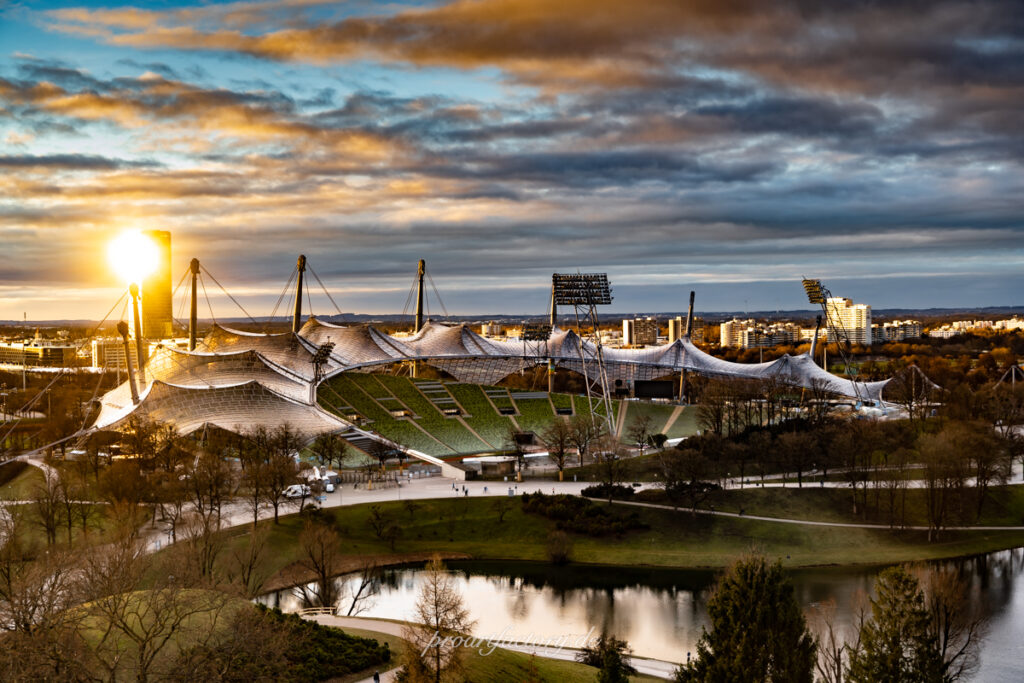 Olympiaberg Blick aufs Olympiastadion München